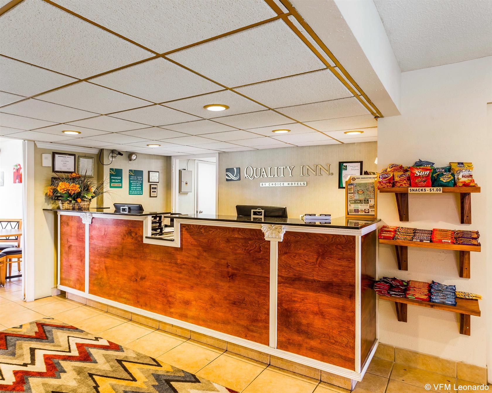 Quality Inn Coliseum Βόρειο Τσάρλεστον Εξωτερικό φωτογραφία