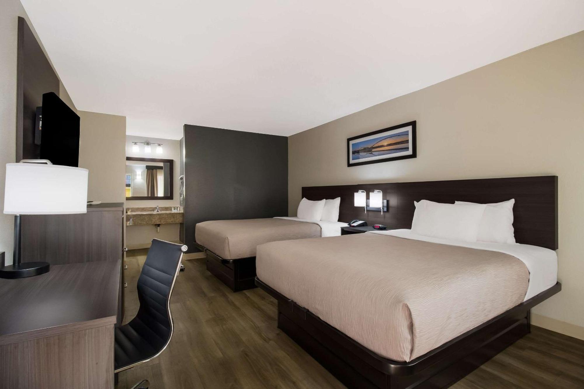 Quality Inn Coliseum Βόρειο Τσάρλεστον Εξωτερικό φωτογραφία