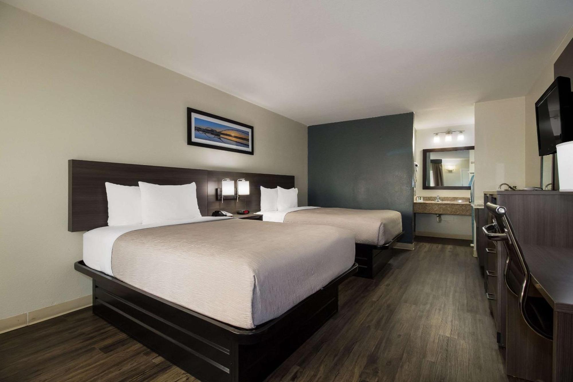 Quality Inn Coliseum Βόρειο Τσάρλεστον Εξωτερικό φωτογραφία